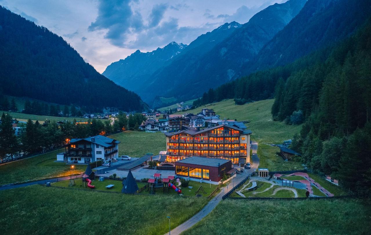 Hotel Sunny Soelden Sölden Exterior foto